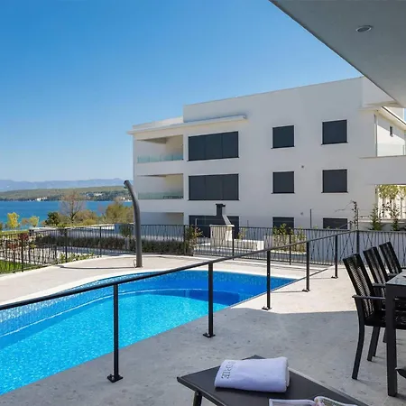 Apartmán 3 Bedroom Beautiful In Zidarici *