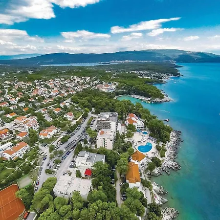 3 Bedroom Beautiful In Zidarici Apartmán Vantacici